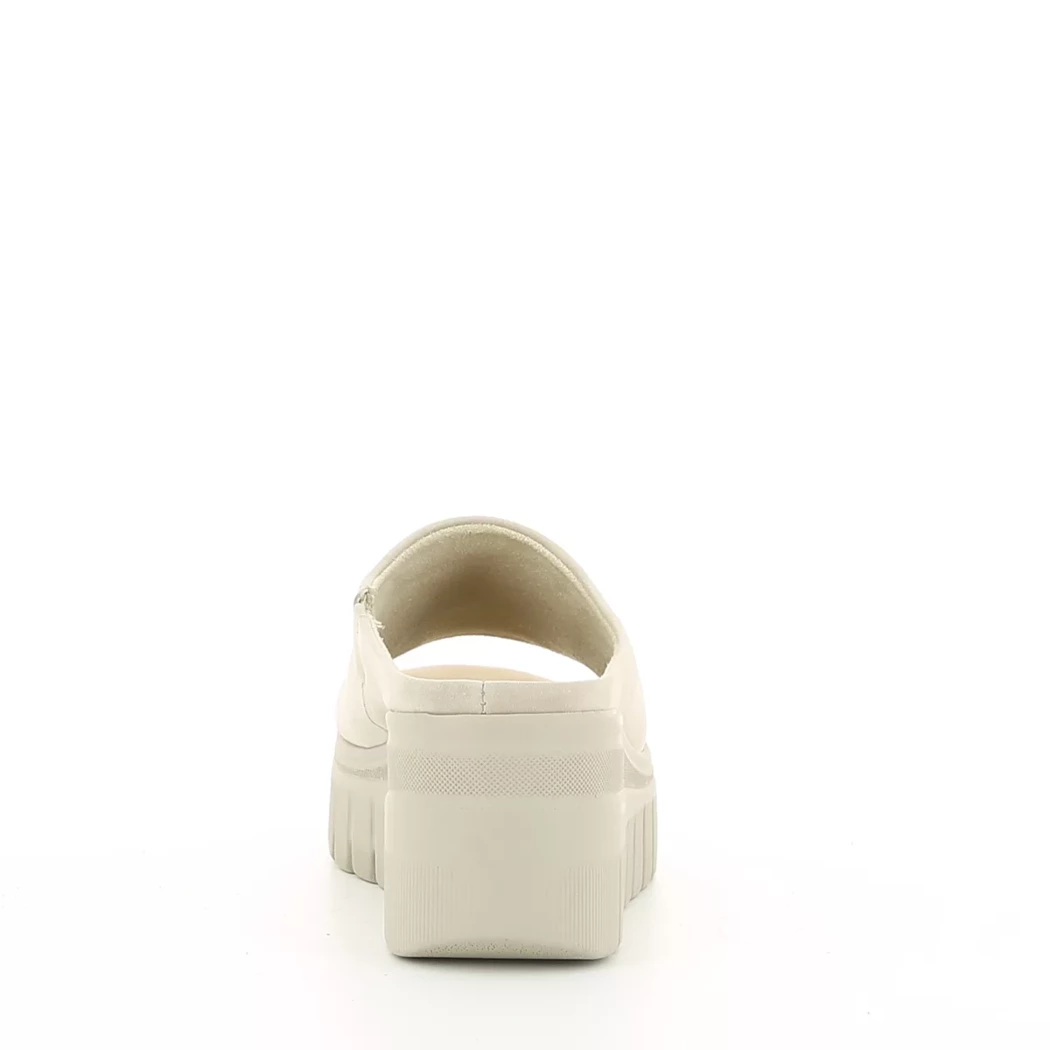 Image (3) de la chaussures Tamaris - Mules et Sabots Taupe en Cuir nubuck