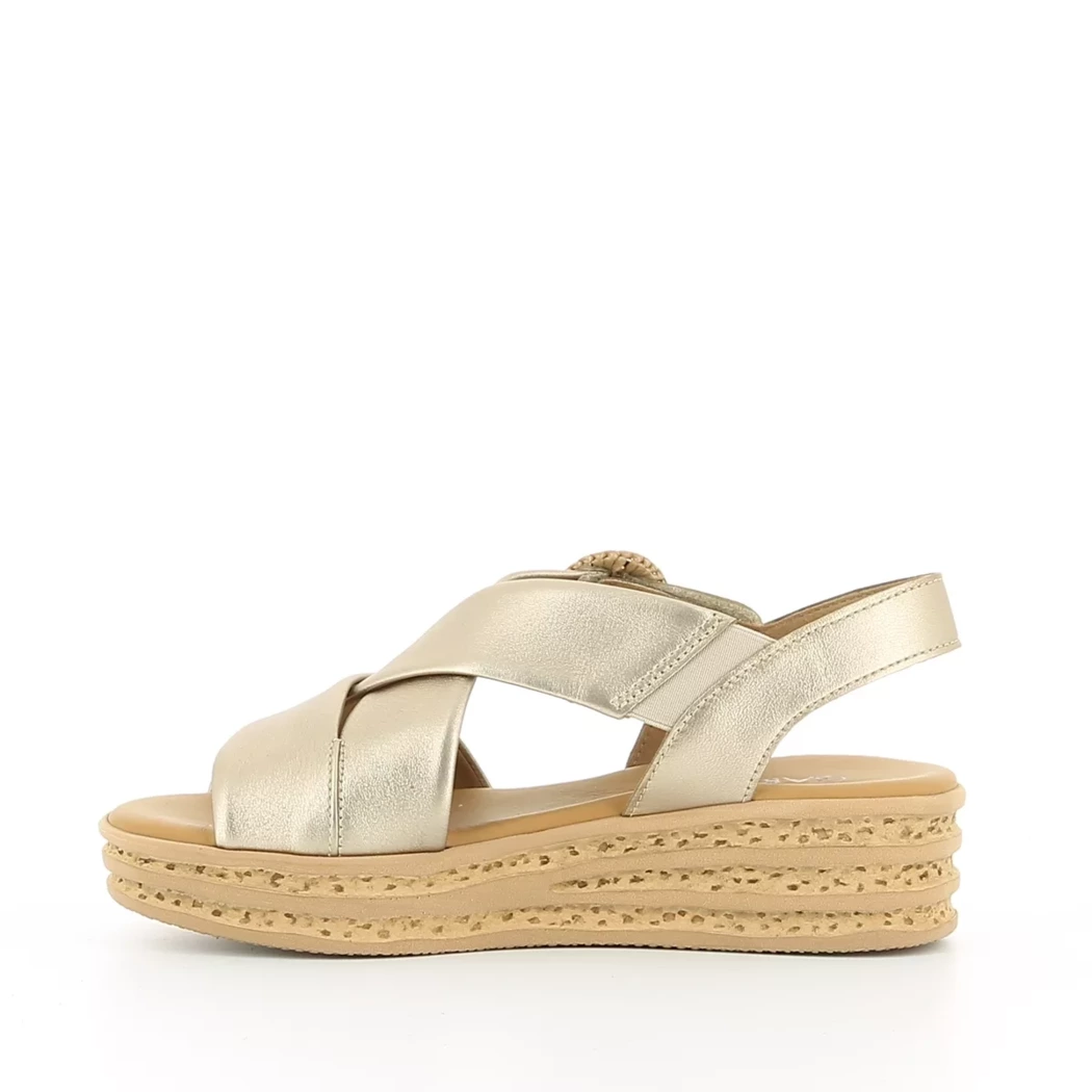 Image (4) de la chaussures Gabor - Sandales et Nu-Pieds Or / Bronze / Platine en Cuir