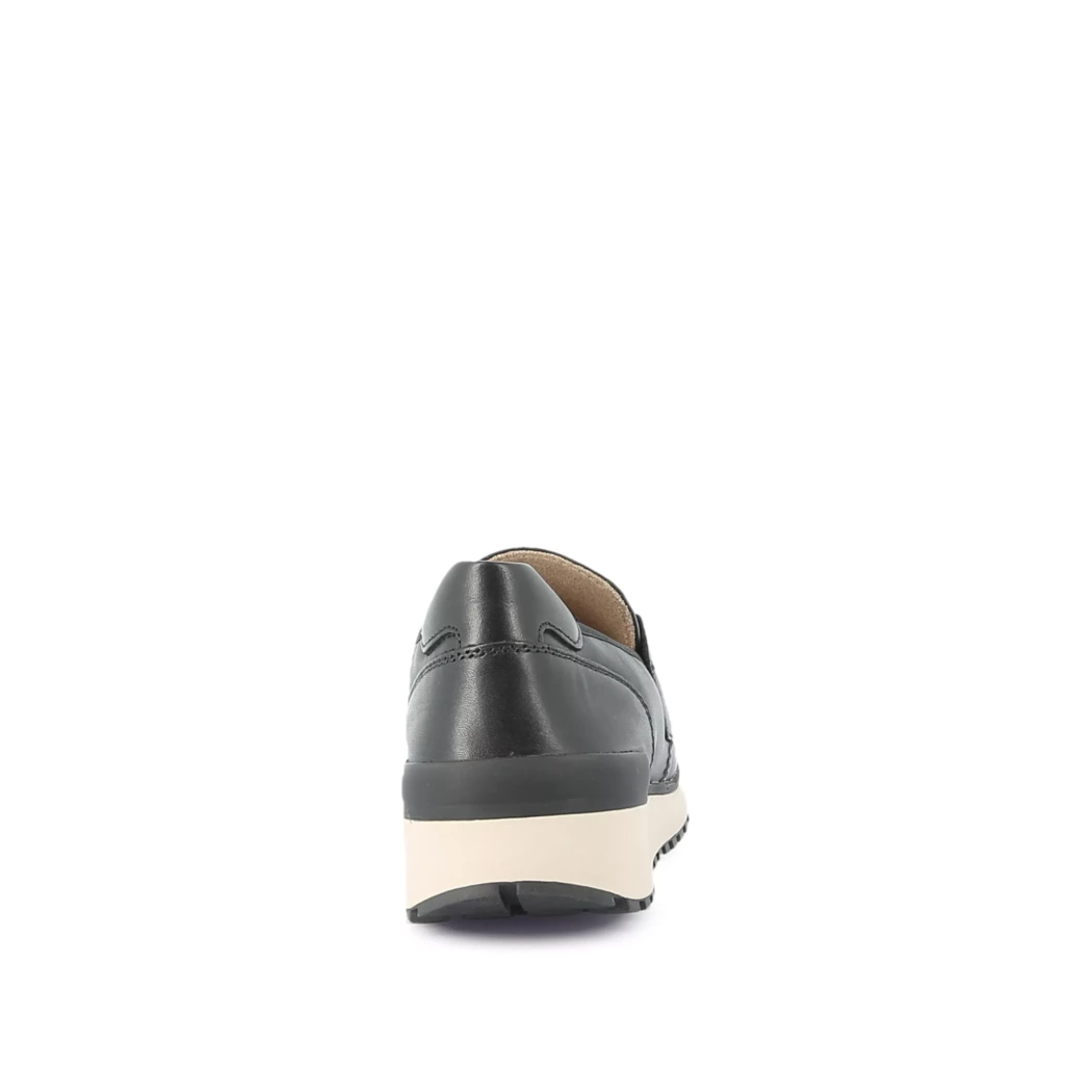 Image (3) de la chaussures Caprice - Mocassins Noir en Cuir