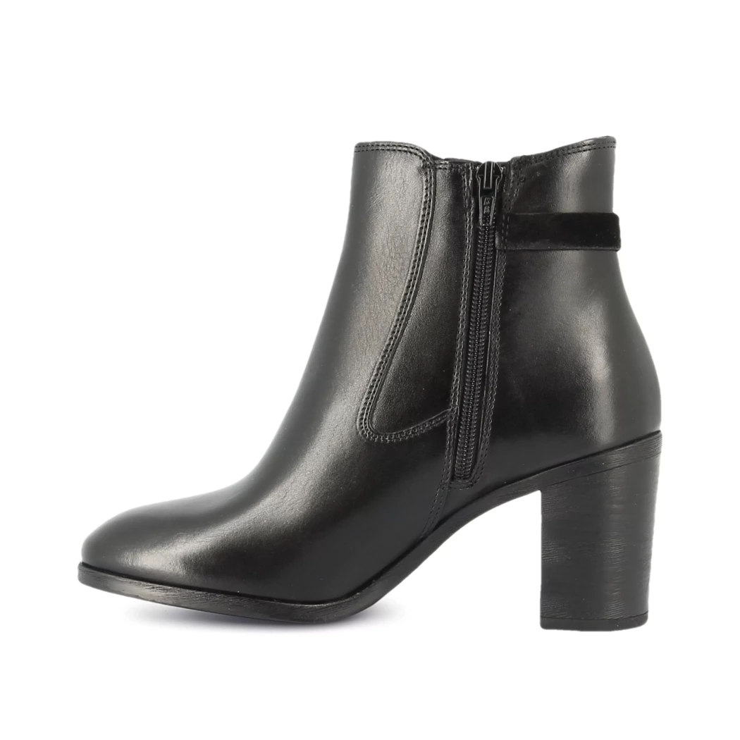 Image (4) de la chaussures Women Office - Boots Noir en Cuir