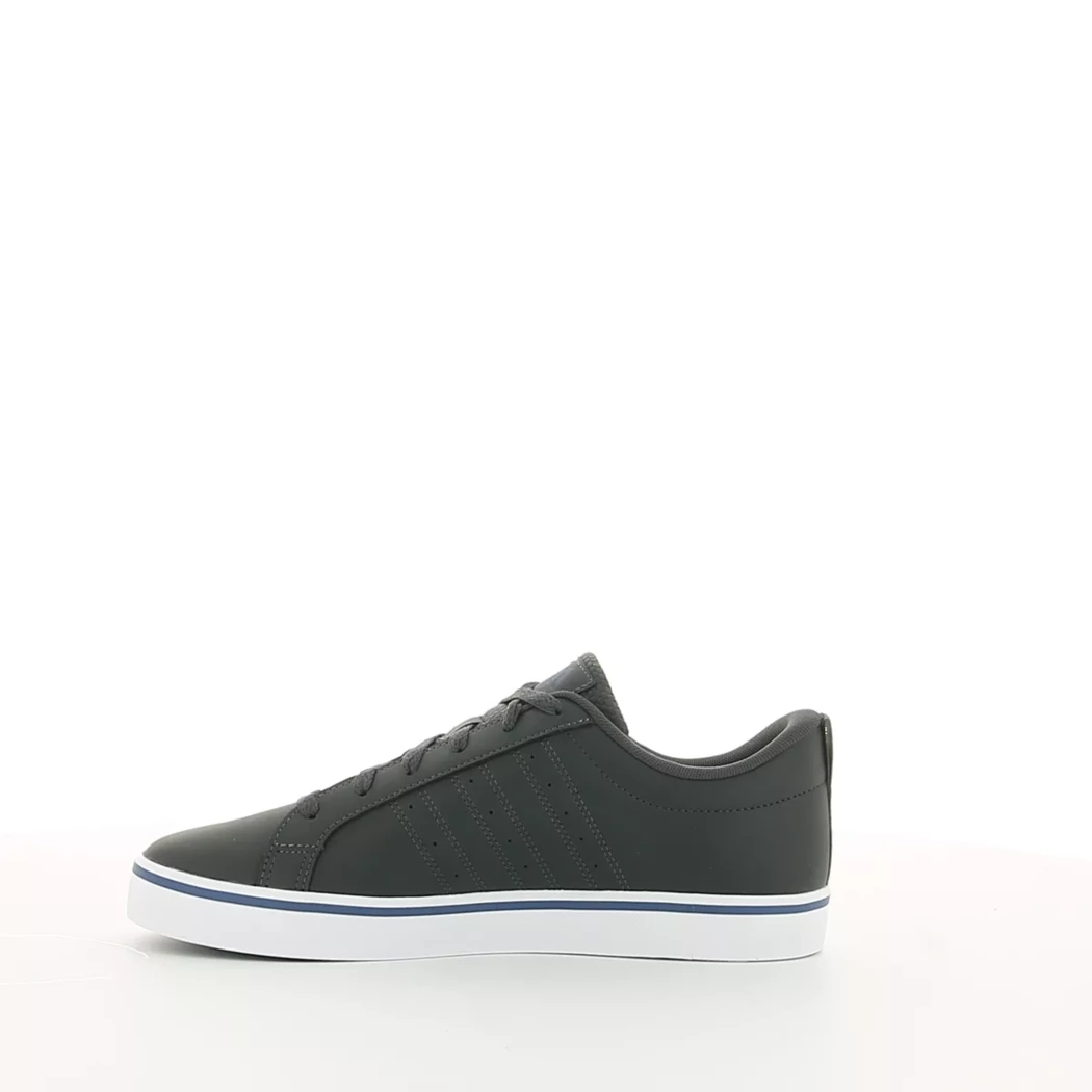 Image (4) de la chaussures Adidas - Baskets Gris en Cuir nubuck Image (4) de la chaussures Adidas - Baskets Gris en Cuir nubuck