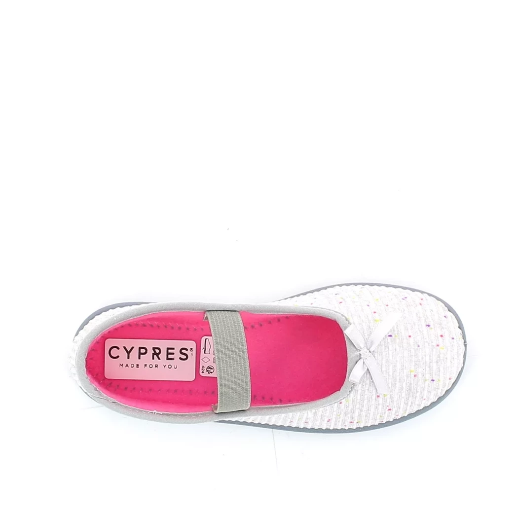 Image (6) de la chaussures Cypres Kids - Pantoufles et Chaussons Gris en Textile