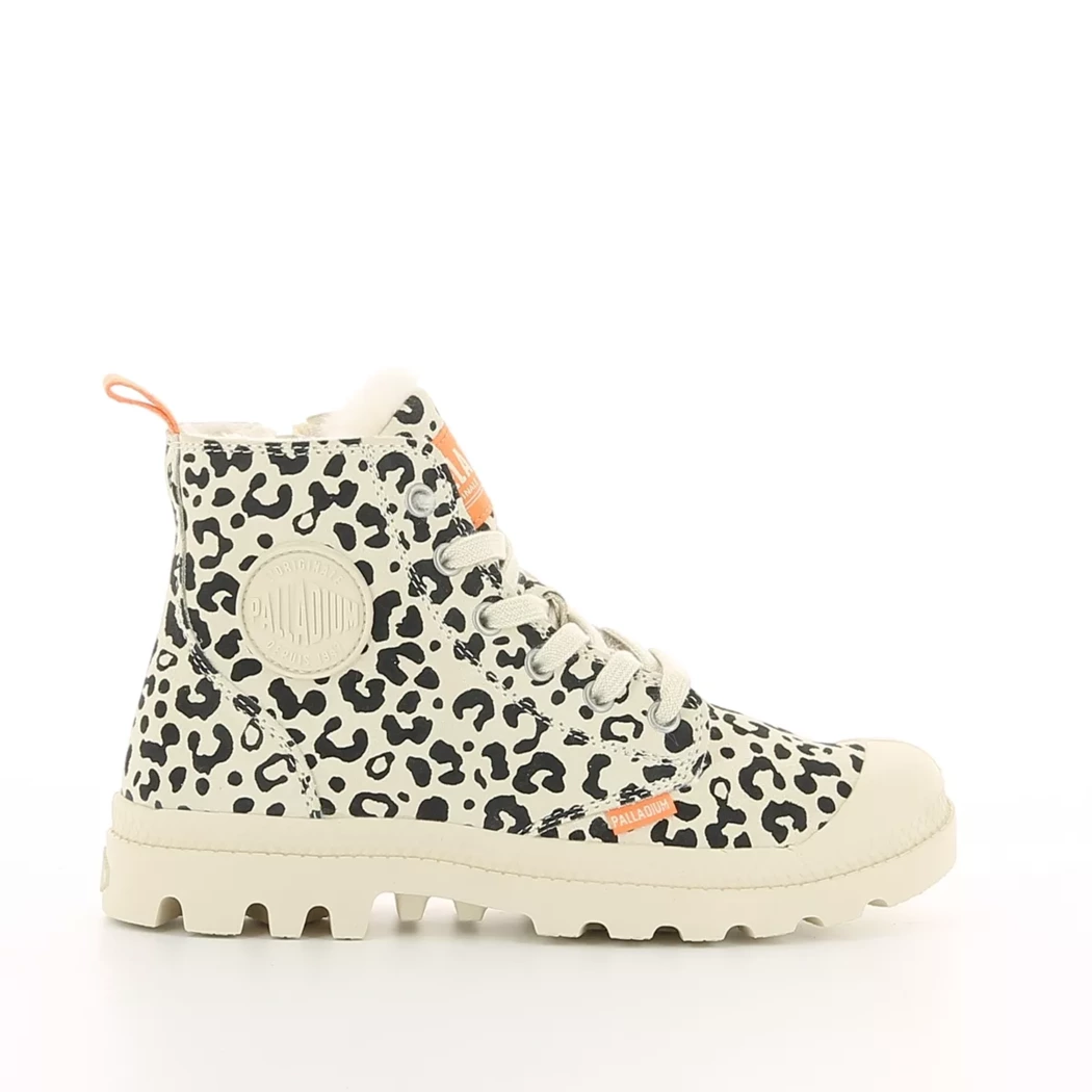 Image (2) de la chaussures Palladium - Bottines Beige en Cuir nubuck