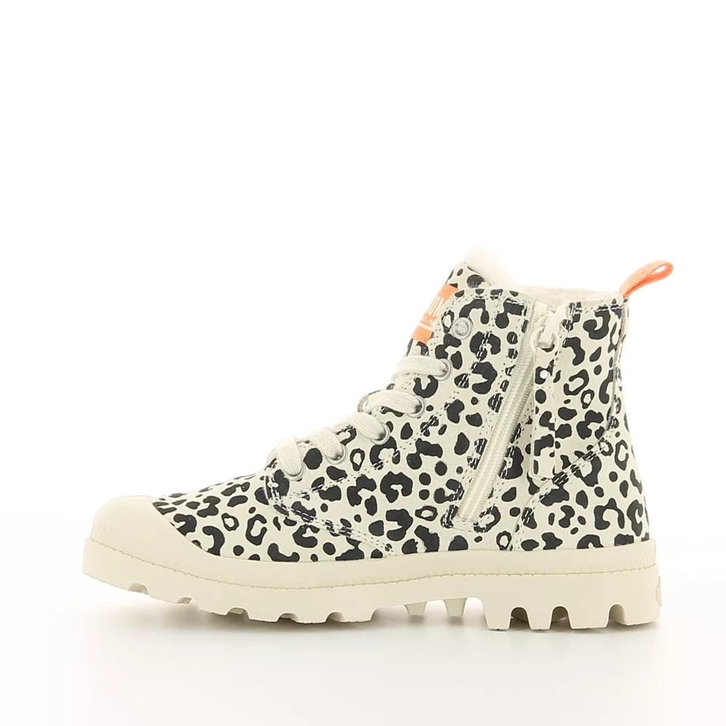 Image (4) de la chaussures Palladium - Bottines Beige en Cuir nubuck