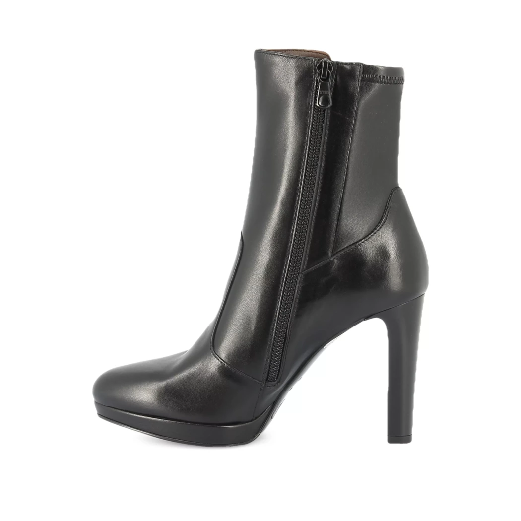 Image (4) de la chaussures Nero Giardini - Boots Noir en Cuir