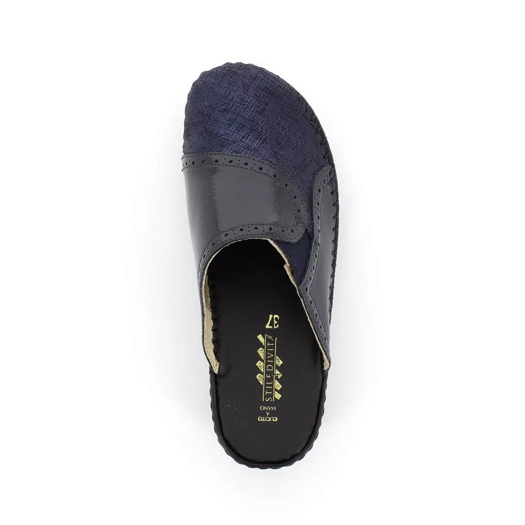 Image (6) de la chaussures Stiledivita - Pantoufles et Chaussons Bleu en Cuir synthétique