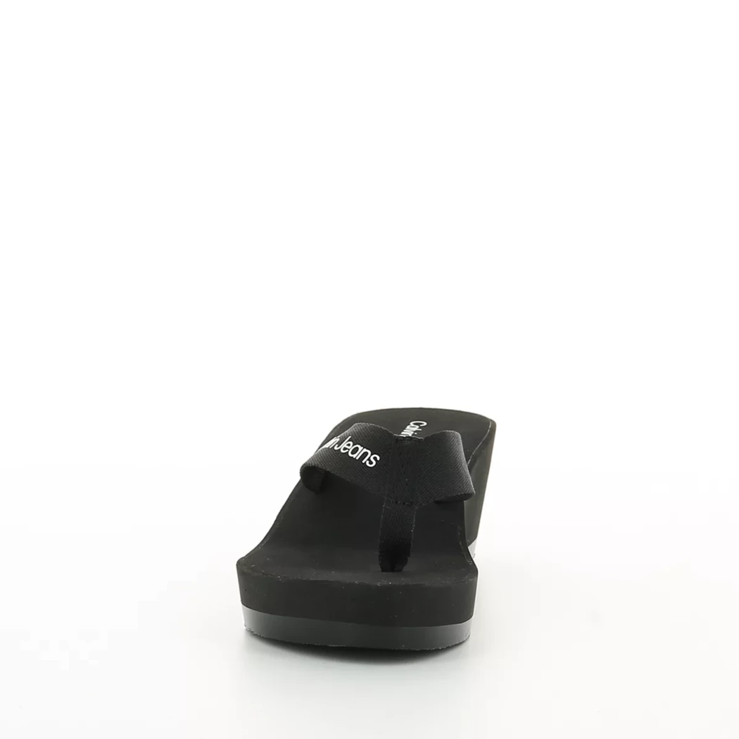 Image (5) de la chaussures Calvin Klein - Tongs et Plage Noir en Textile