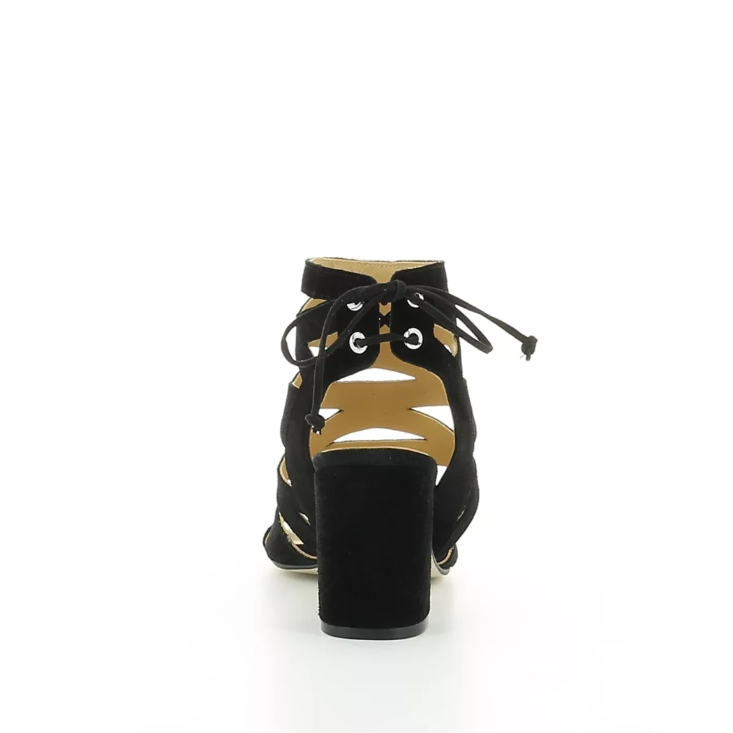 Image (3) de la chaussures Ctwlk - Sandales et Nu-Pieds Noir en Cuir nubuck