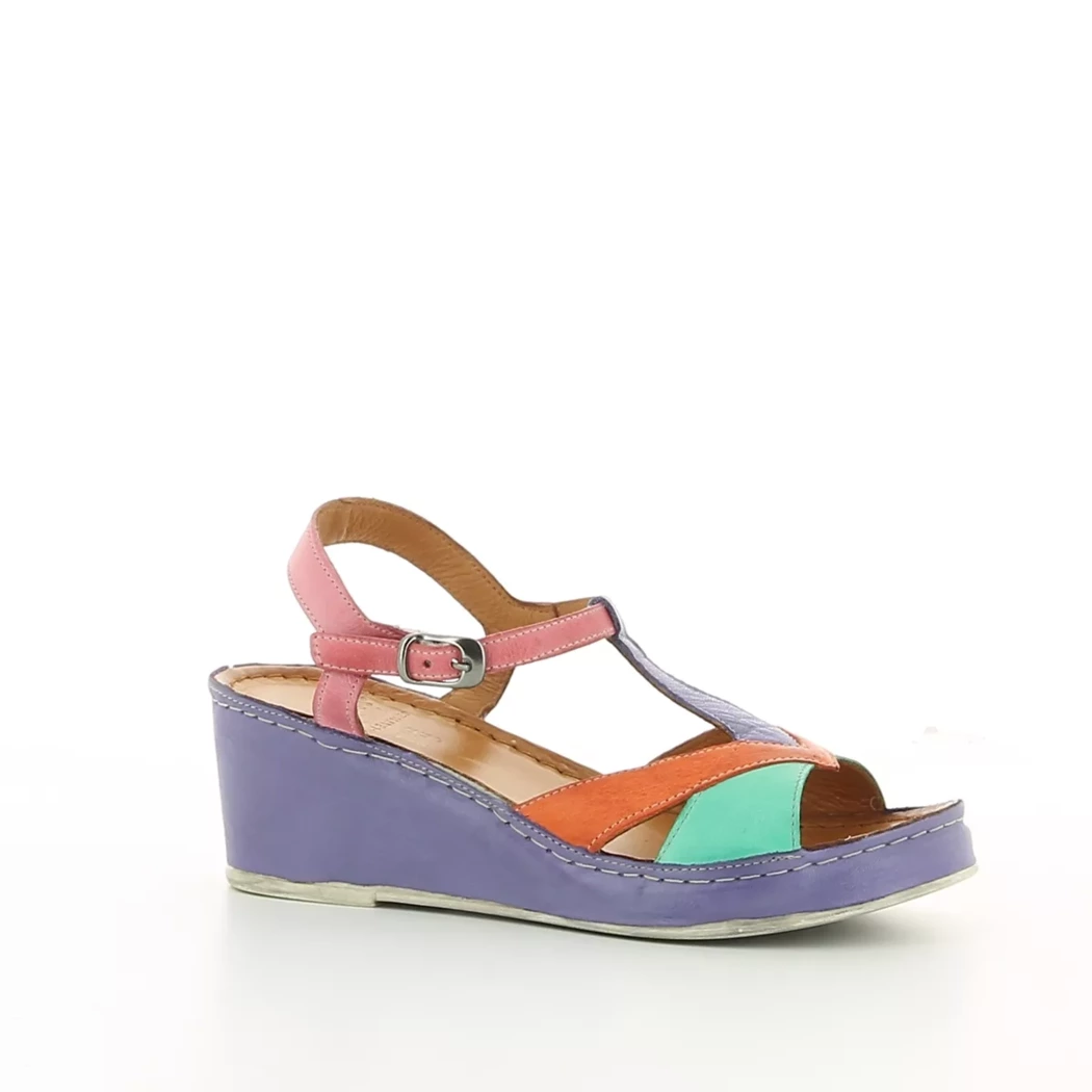 Image (1) de la chaussures Karyoka - Sandales et Nu-Pieds Violet / Lilas en Cuir