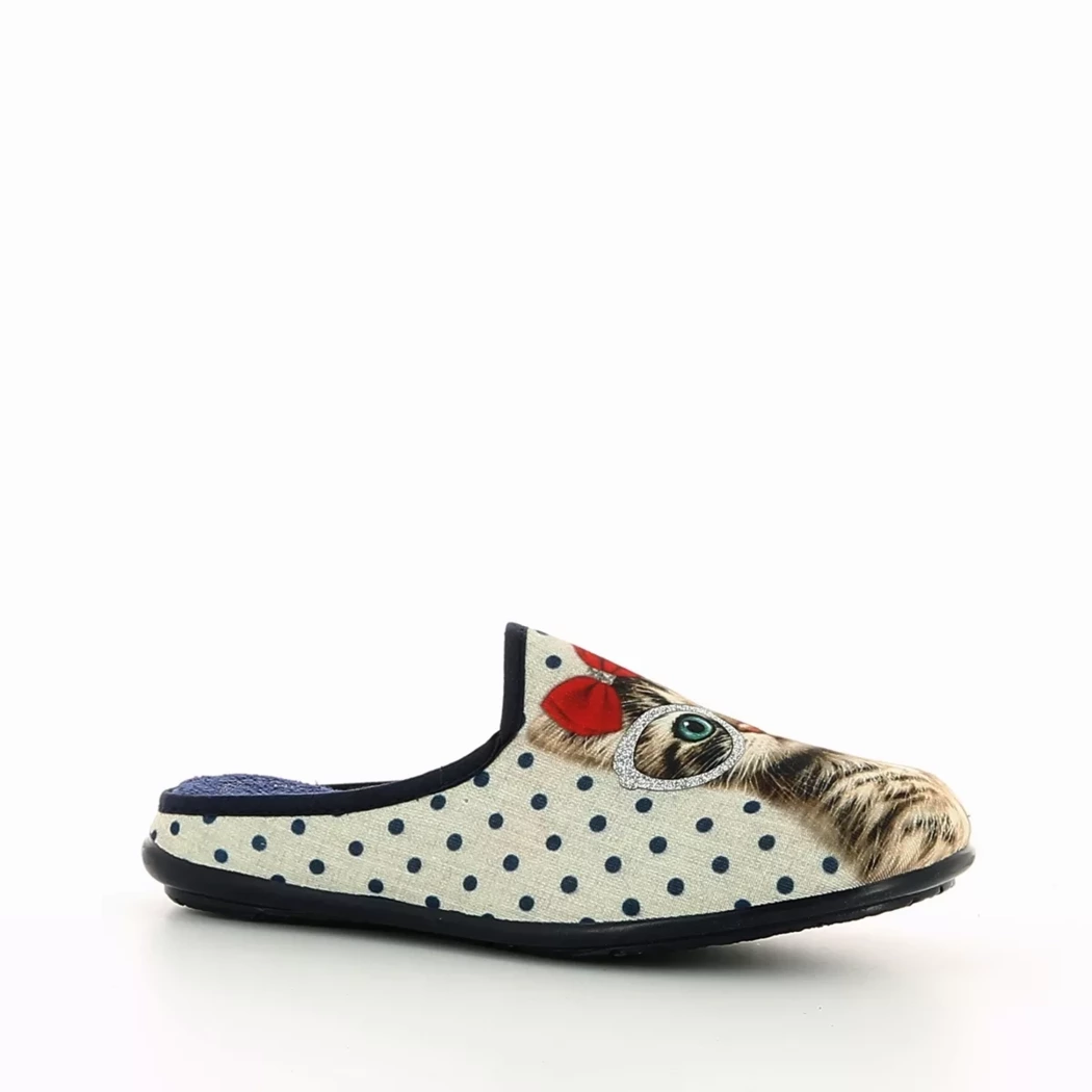 Image (1) de la chaussures Alter Native - Pantoufles et Chaussons Beige en Textile