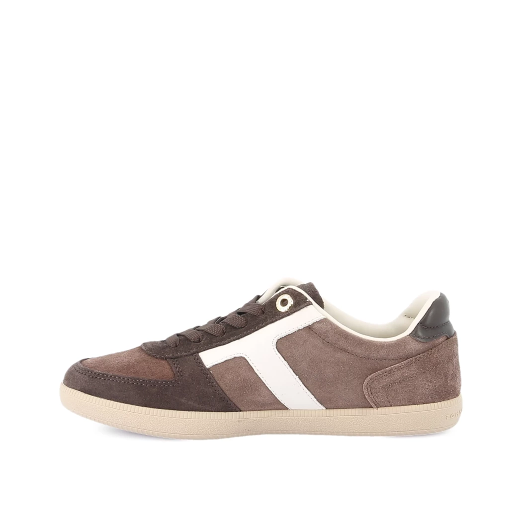 Image (4) de la chaussures Tommy Hilfiger - Baskets Marron en Cuir nubuck