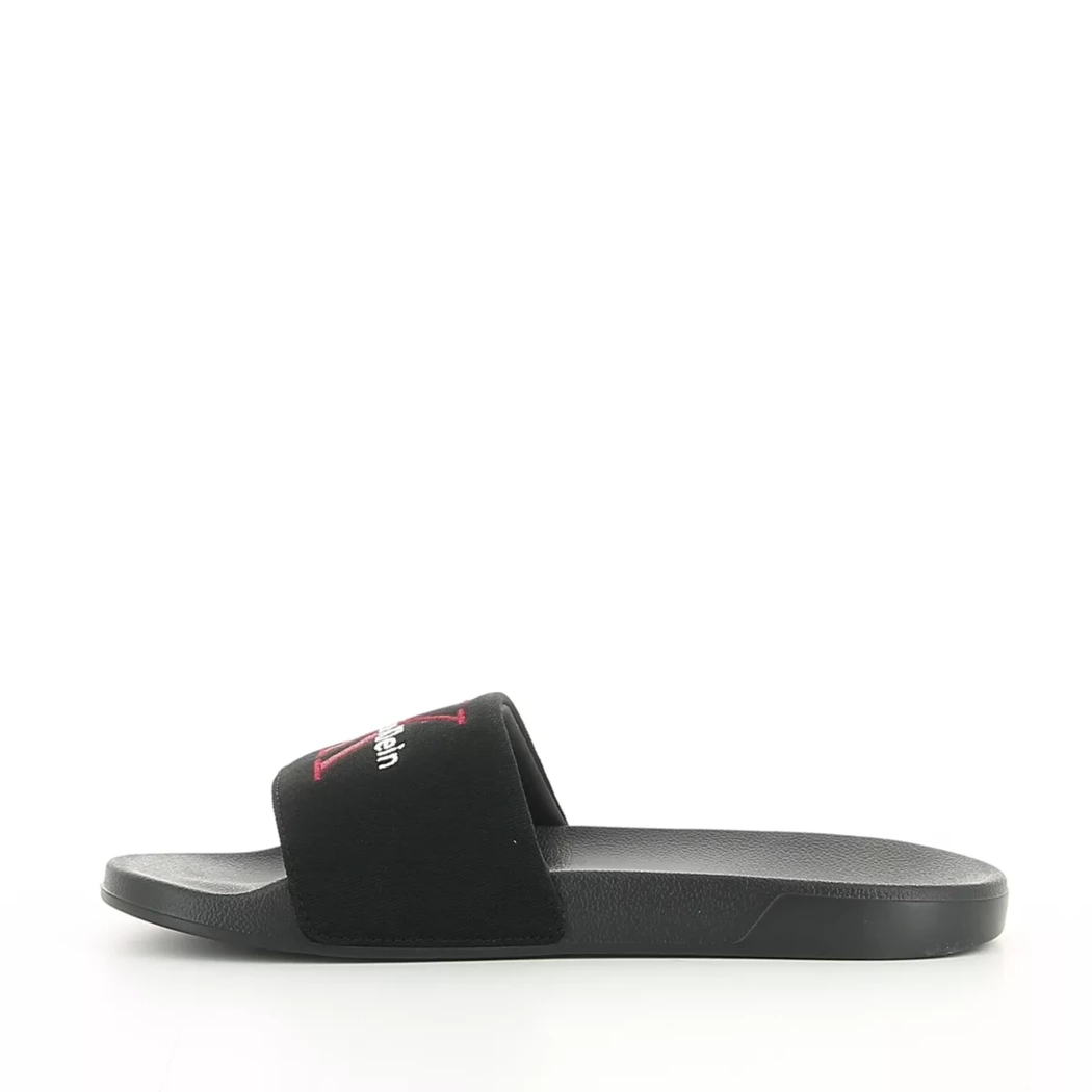 Image (4) de la chaussures Calvin Klein - Tongs et Plage Noir en Textile