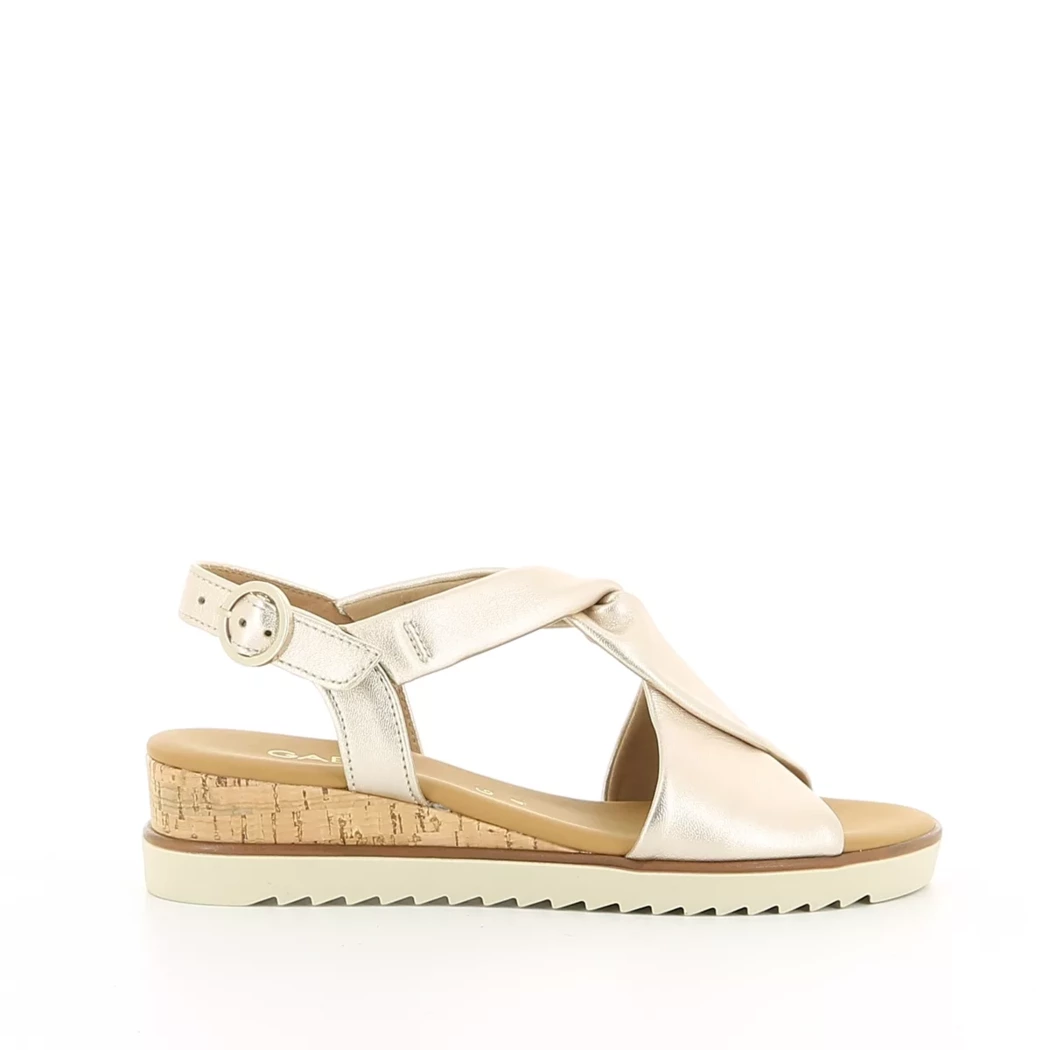 Image (2) de la chaussures Gabor - Sandales et Nu-Pieds Or / Bronze / Platine en Cuir