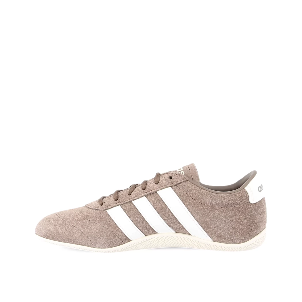 Image (4) de la chaussures Adidas - Baskets Marron en Cuir nubuck