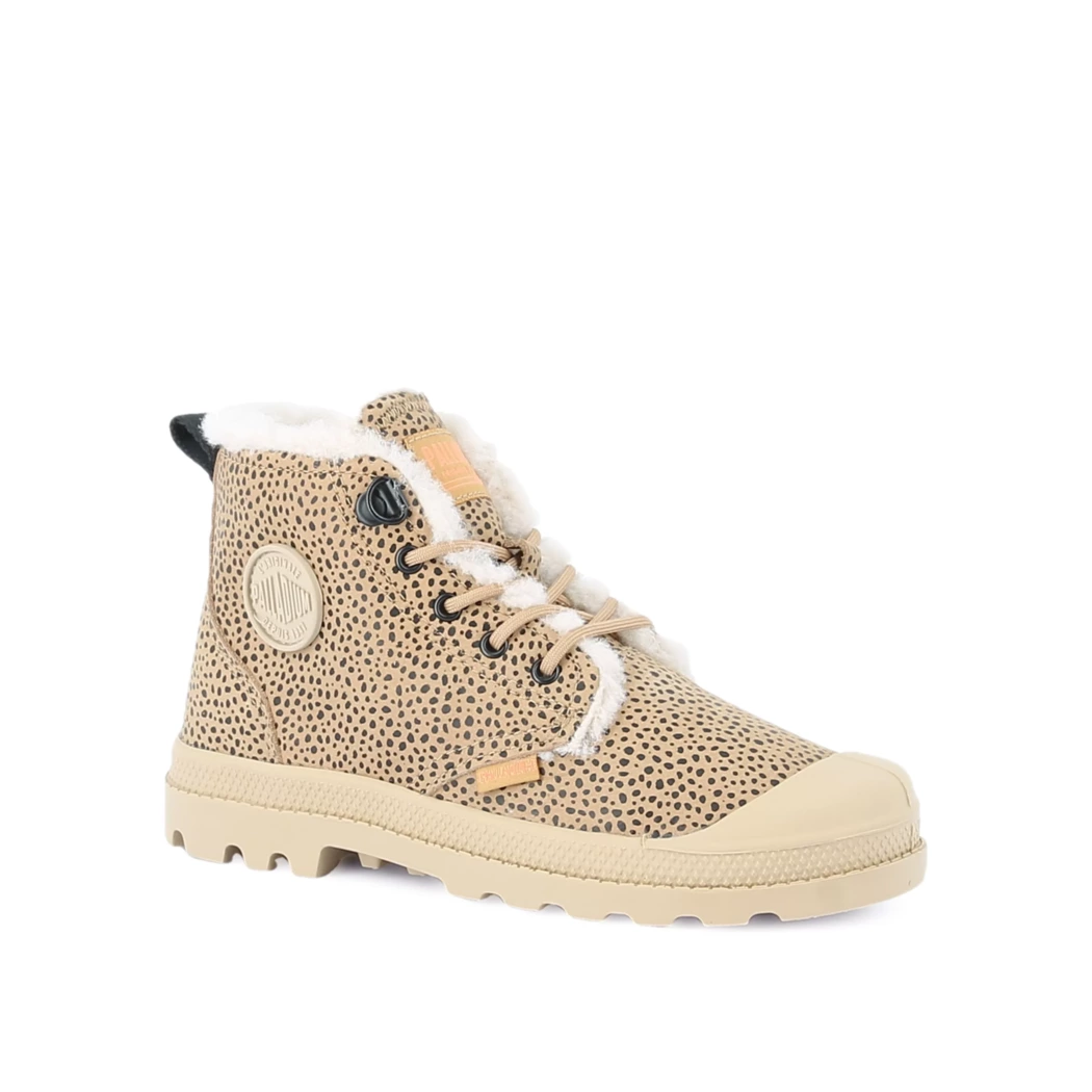 Image (1) de la chaussures Palladium - Bottines Cuir naturel / Cognac en Cuir nubuck