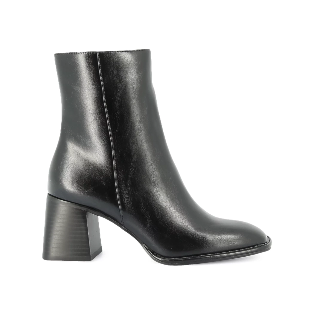 Image (2) de la chaussures Pretty Stories - Boots Noir en Cuir synthétique