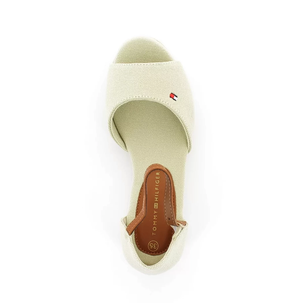 Image (6) de la chaussures Tommy Hilfiger - Sandales et Nu-Pieds Beige en Textile
