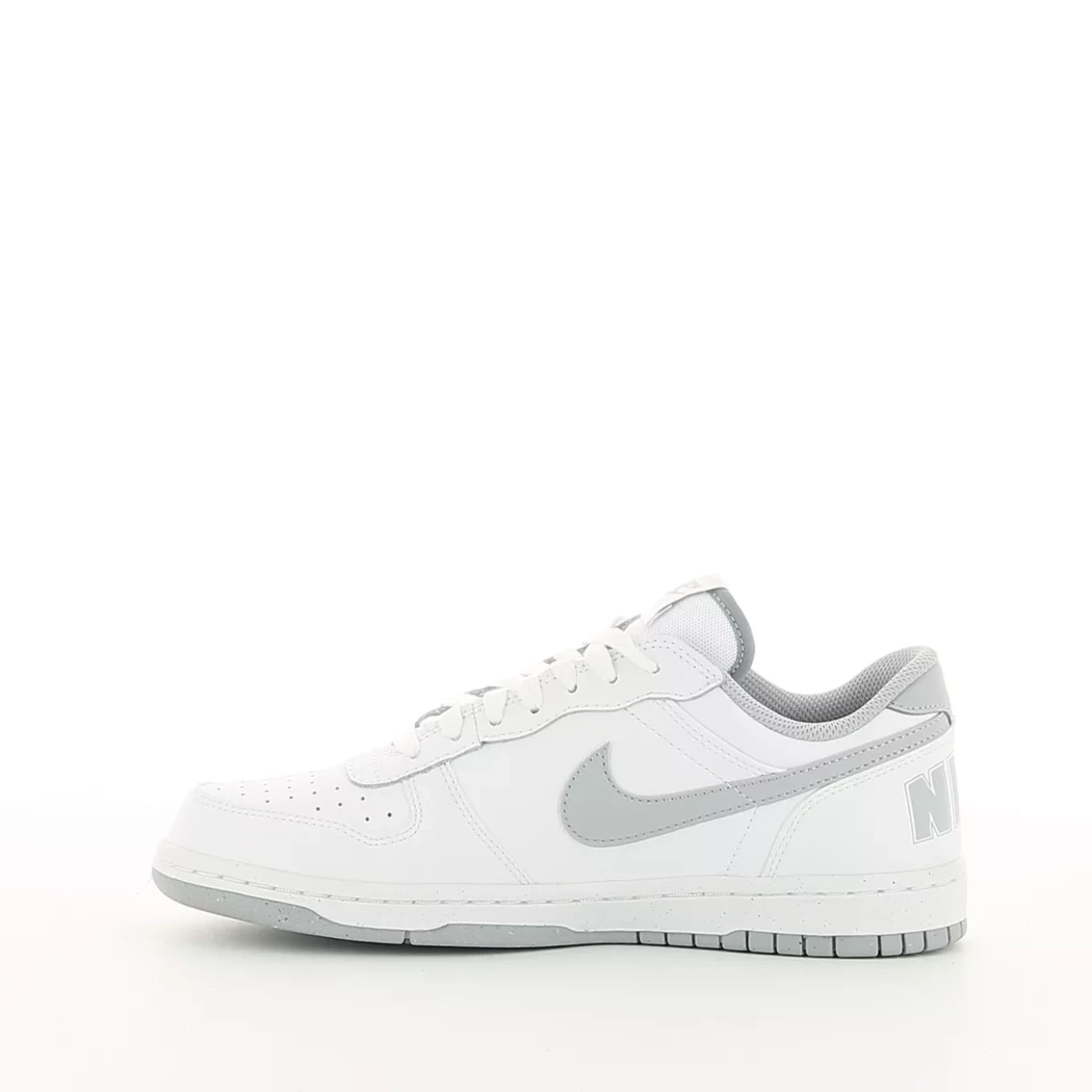 Image (4) de la chaussures Nike - Baskets Blanc en Cuir synthétique Image (4) de la chaussures Nike - Baskets Blanc en Cuir synthétique